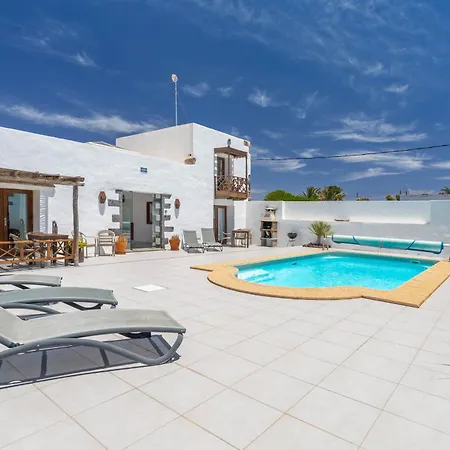 شقة Rincon Botanico - Shared Pool - Island Location - 10 Mins Drive To Famara And La Santa
