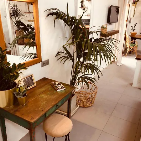 Rincon Botanico - Shared Pool - Island Location - 10 Mins Drive To Famara And La Santa アパート *